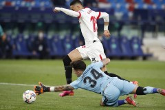 皇马新赛季欧冠首秀：Xabi Alonso领衔关键对决