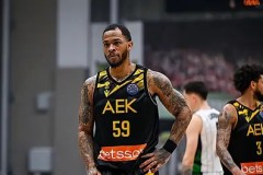 NBA密尔沃基雄鹿与盐湖城爵士6换1大交易传闻：雄鹿队转会风云再起